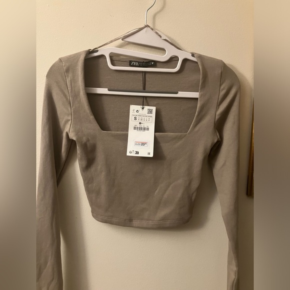 (US S) BNWT Zara long-sleeved cropped top - Picture 5 of 5